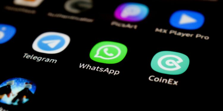 Meta Introduces WhatsApp Updates Tab While Protecting Chat Privacy.